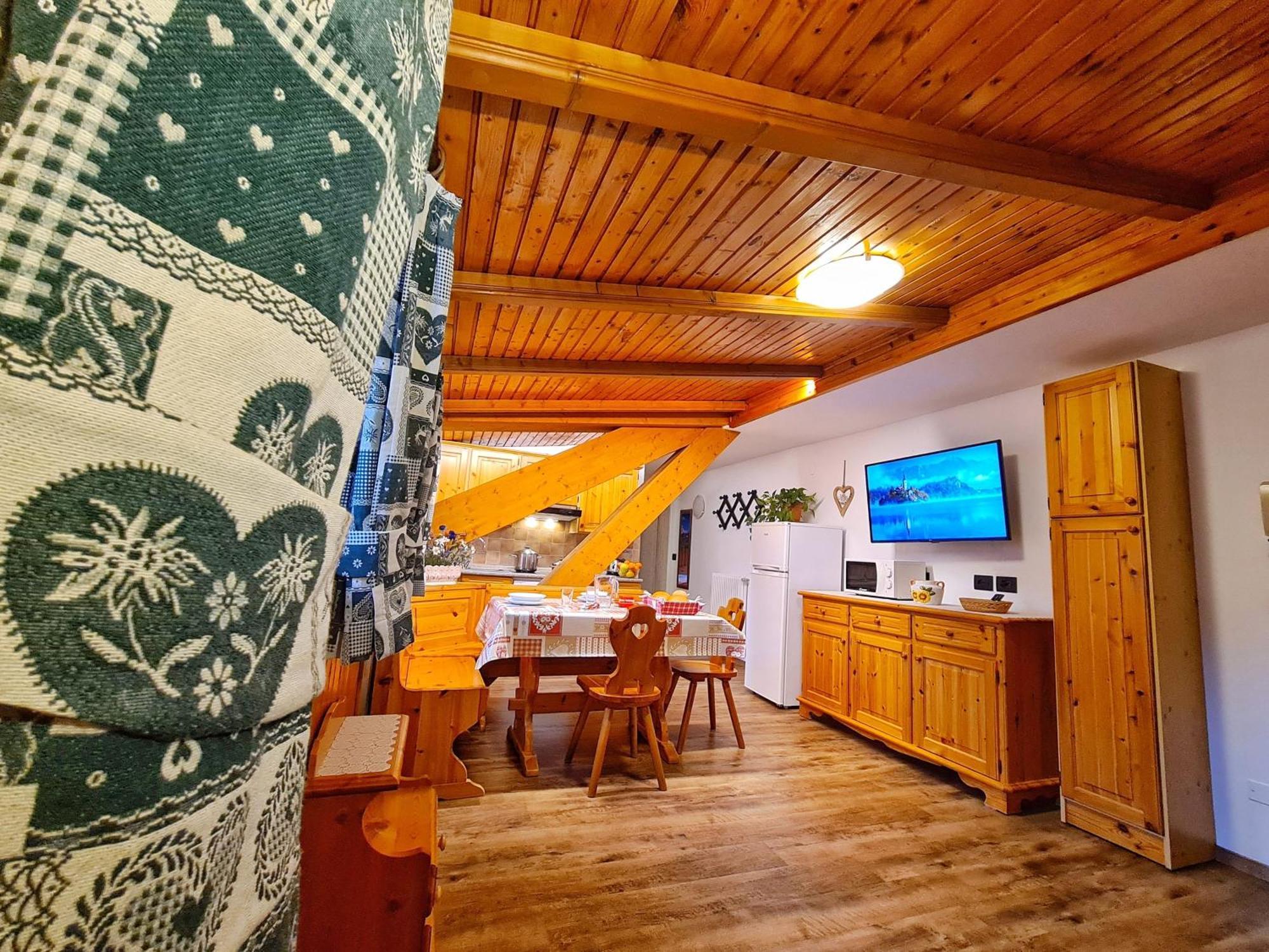 Appartamenti Residence La Roggia Pozza di Fassa Chambre photo